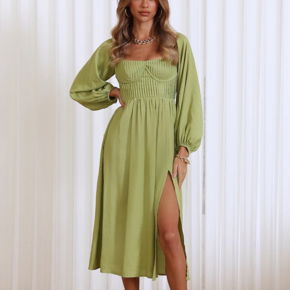 Hello Molly Green MIDI Dress
